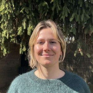 Dr. Iris Niens